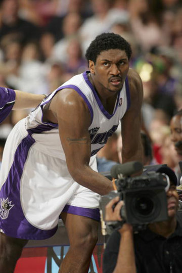 费城费城人队主场宣布永久退役麦克·舒密特的 20 号球衣