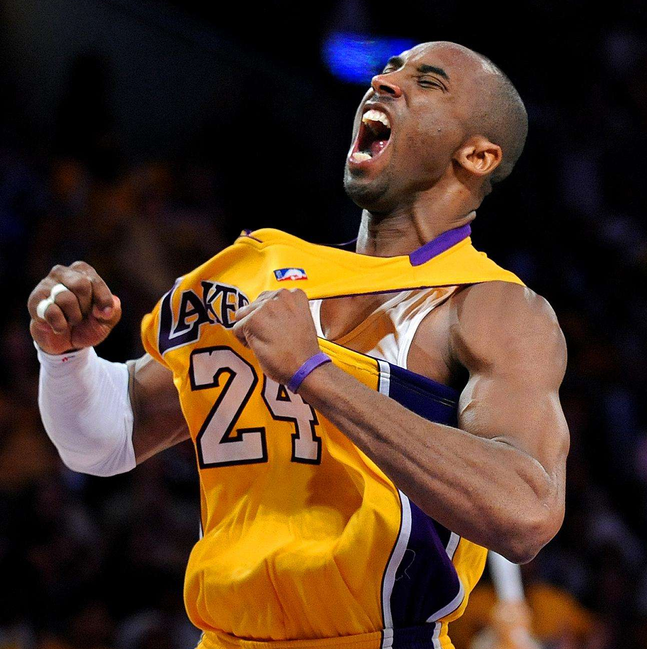 独行侠更新伤情：浓眉&弗拉格可以出战，克莱将缺席