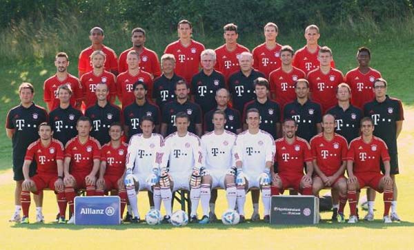 2025 赛季回顾：大谷翔平成为了历史上首位单季达成 50 轰 50 盗的球员