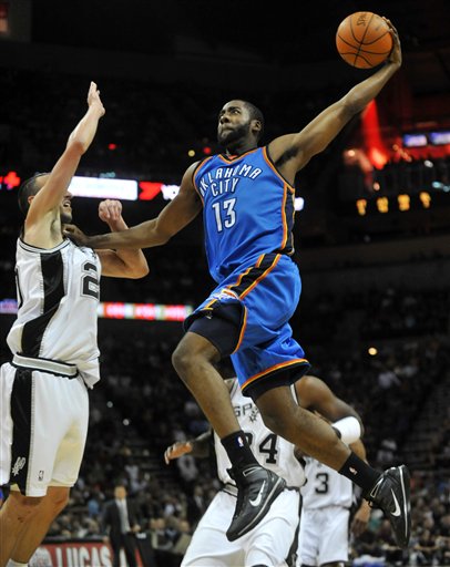 [中超]侯森出球被断 瓦科横传助攻泽卡破门