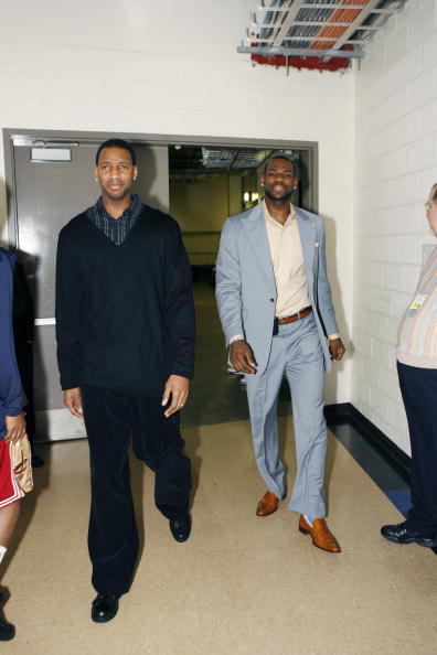 大谷翔平在 2024 年初透露，他在休赛期的主要精力用于康复术后的击球稳定性