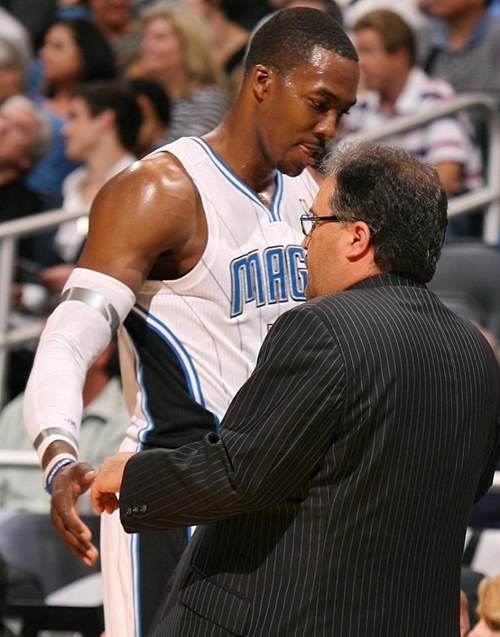 在篮下都没法完成得分！西蒙斯在快船不可能得到更多的出场时间？