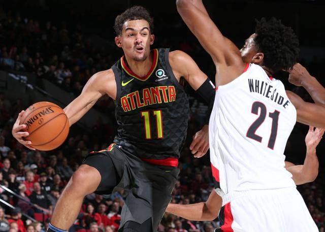 德瑞克·基特在季后赛对阵运动家时完成神级“翻转接传（The Flip）”，拯救洋基