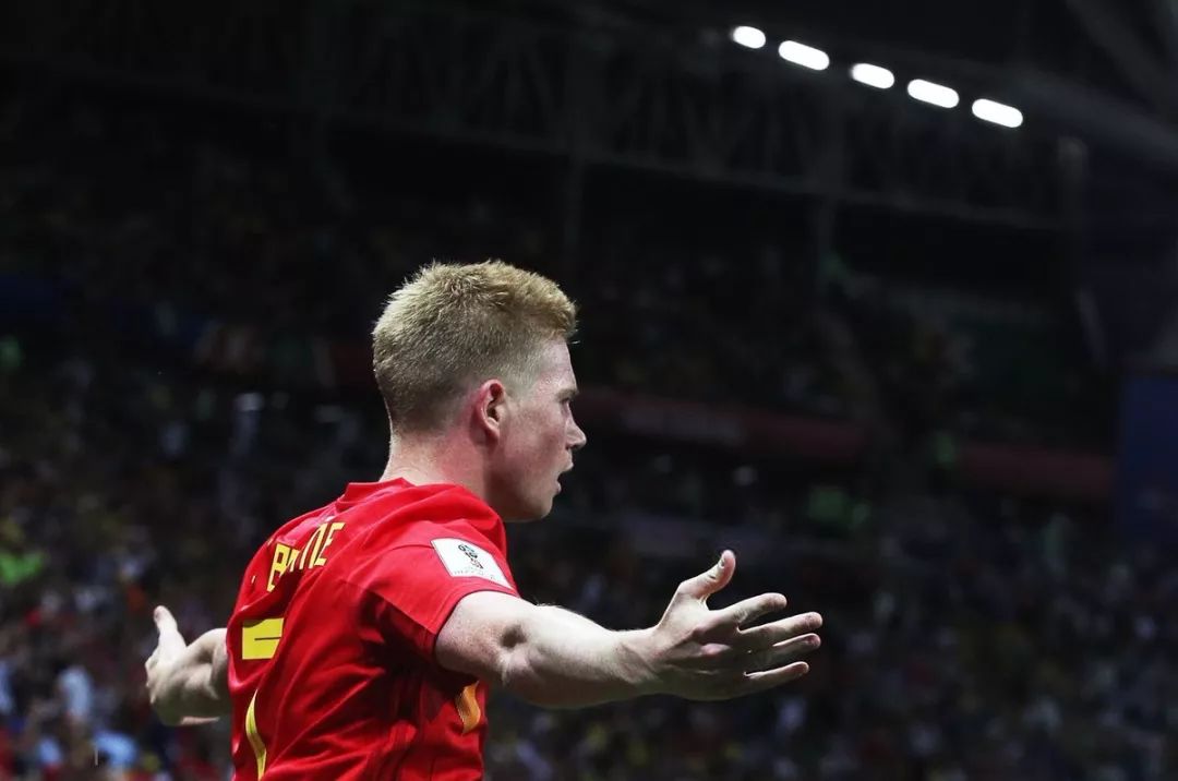 [流言板]拜仁官方庆祝穆夏拉22岁生日效力至今196场59球38助13亮29回复